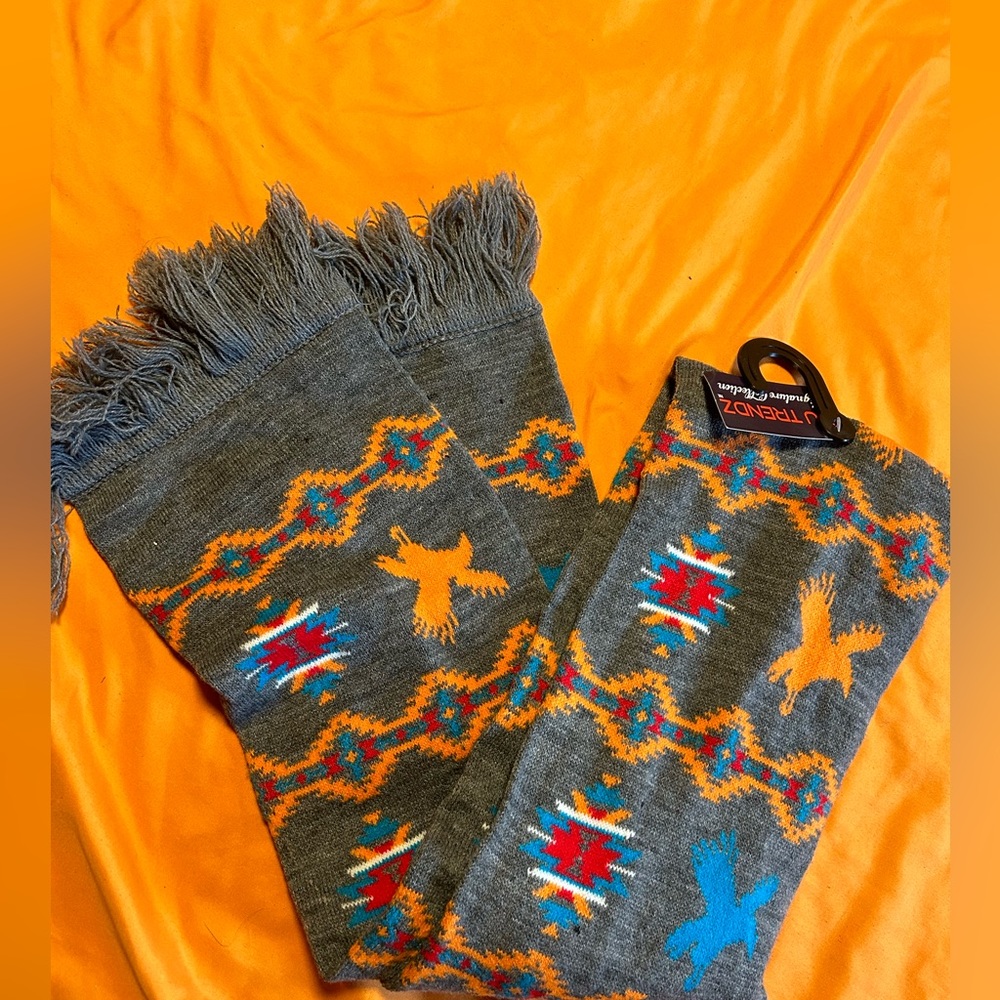 Nu Trendz tribal eagle geometric scarf NWT